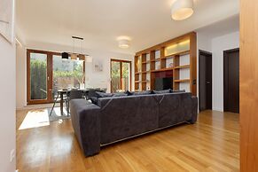 Apartament z 2 Sypialniami by Renters