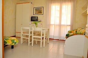 Lovely sea View Studio With Balcony - Beahost