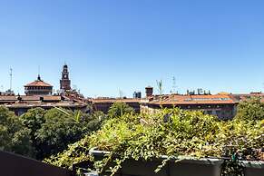 Milan Retreats Brera