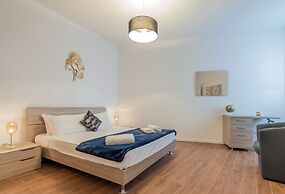 Milan Retreats Brera