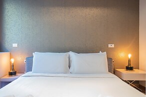 Milan Retreats Brera