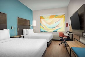 Tru by Hilton Jacksonville West I 295