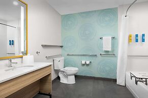 Tru by Hilton Jacksonville West I 295