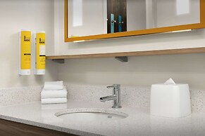 Tru by Hilton Jacksonville West I 295