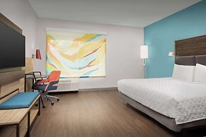 Tru by Hilton Jacksonville West I 295