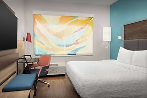 Tru by Hilton Jacksonville West I 295