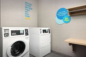 Tru by Hilton Jacksonville West I 295