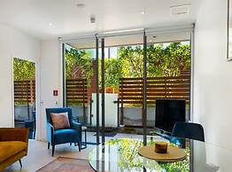 Charming One-Bedroom Apartment In Wynyard Quarter