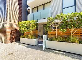 Charming One-Bedroom Apartment In Wynyard Quarter