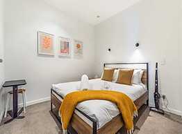 Modern Living In Prime Location!