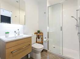 Auckland City Charm - 2Br Haven