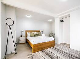 Stunning Studio In Grey Lynn!