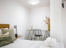 Stunning Studio In Grey Lynn!