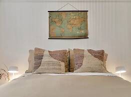 Heart Of The City Apartment In Heritage Building