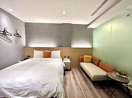 Fun Stay Inn Ximen