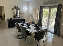 Tropical Paradise Retreat in St Ann's