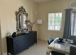 Tropical Paradise Retreat in St Ann's