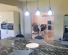 Tropical Paradise Retreat in St Ann's