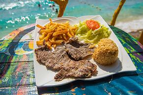 Nuestros Tres Tesoros