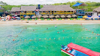 Nuestros Tres Tesoros