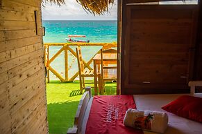 Nuestros Tres Tesoros