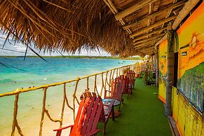 Nuestros Tres Tesoros