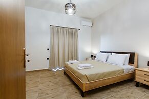 Krinis houses next the old harbour