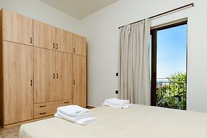 Krinis houses next the old harbour