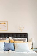 Luxurious and Bright, 5 min walk to city center