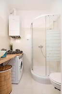 Luxurious and Bright, 5 min walk to city center