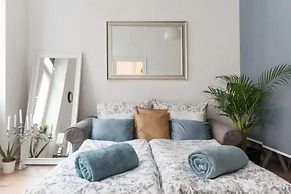 Luxurious and Bright, 5 min walk to city center