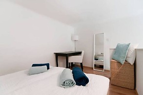 Luxurious and Bright, 5 min walk to city center