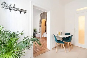 Luxurious and Bright, 5 min walk to city center