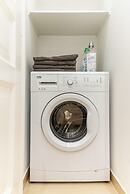 Luxurious and Bright, 5 min walk to city center