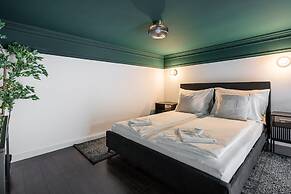 E41 Boutique Apartments by BQA