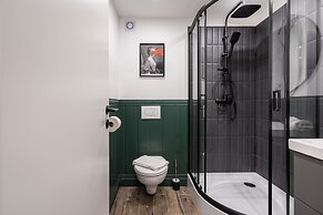 E41 Boutique Apartments by BQA