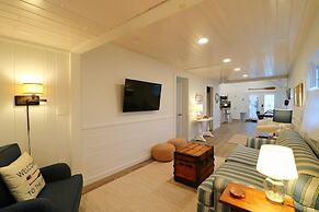 Sandpiper Cottage 3 Bedroom Home by RedAwning