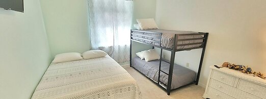 Las Verandas 2 Bedroom Home by RedAwning
