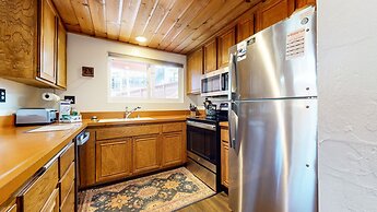 Courchevel #5 2 Bedroom Condo by RedAwning