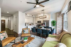 NOLA's Finest 4-Bedroom Luxury Condo