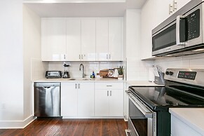 NOLA's Finest 4-Bedroom Luxury Condo