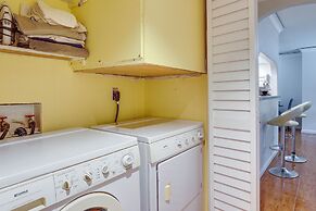 Pet-friendly Houston Vacation Rental w/ Patio!