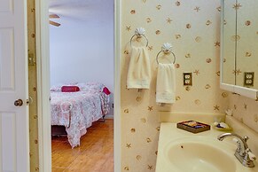 Pet-friendly Houston Vacation Rental w/ Patio!