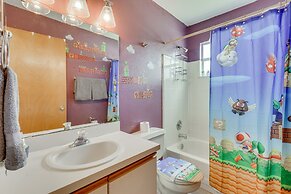 6 Mi to Disney: Family-friendly Condo in Kissimmee