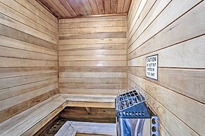 6 Mi to Disney: Family-friendly Condo in Kissimmee