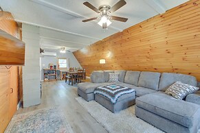 Pet-friendly Belfast Retreat - 2 Mi to Downtown!