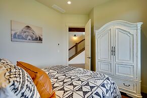 Resort-style Home in Kamas ~ 18 Mi to Park City!