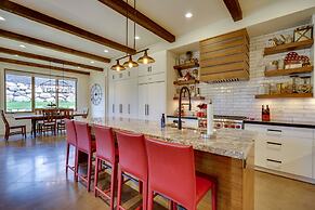 Resort-style Home in Kamas ~ 18 Mi to Park City!