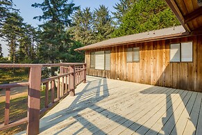 Tree-lined Gold Beach Retreat w/ Multiple Decks!