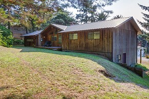 Tree-lined Gold Beach Retreat w/ Multiple Decks!